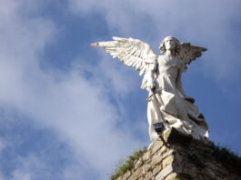 El ángel de la ventana