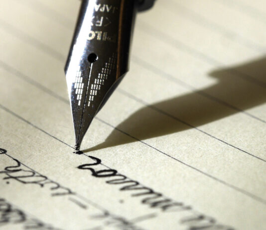 Como escribir poesía siendo una persona sin rima ni métrica